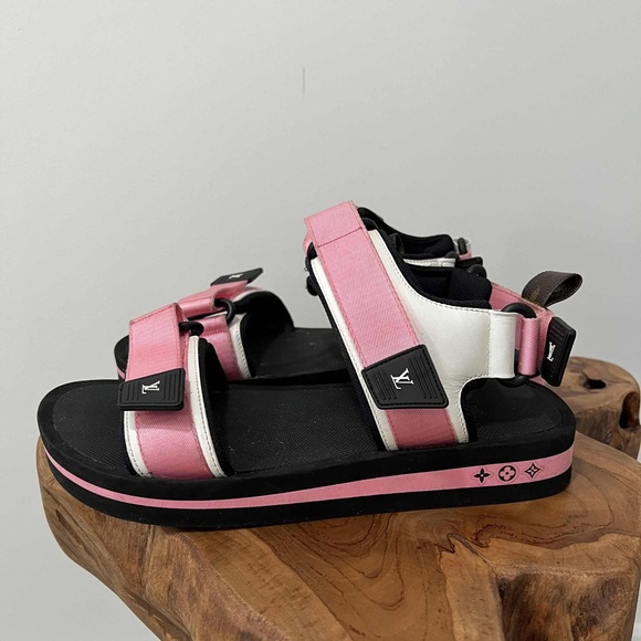 LOUIS VUITTON  Monogram Flat Arcade Sandals Pink & Black Size 39 US 9 - Picture 1 of 9